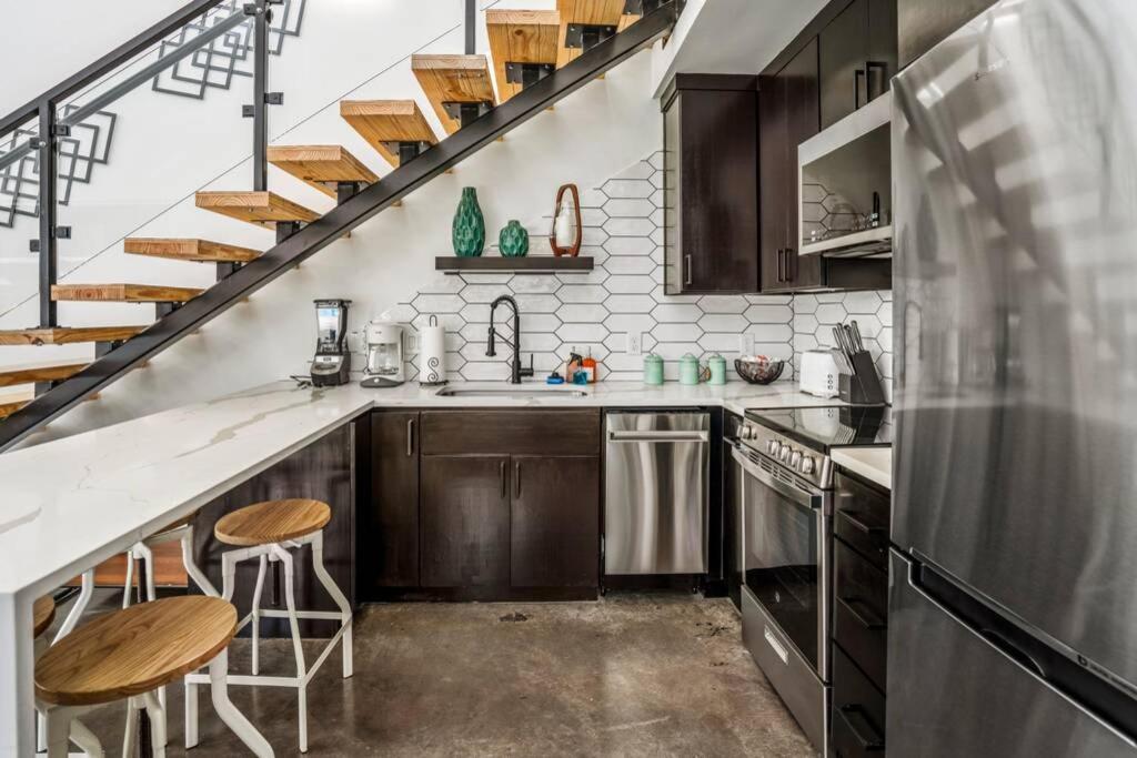 Quantum Tiny Loft At East End Revitalized Houston Exteriör bild